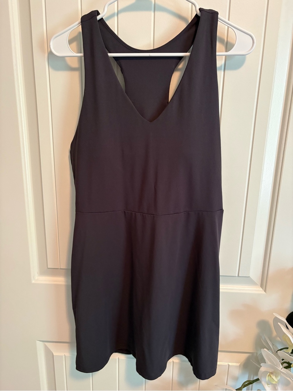 Fabletics On-The-Go Built-In Bra V-Neck Active Dress Black M